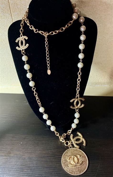 collana chanel su ebay|Collana Chanel .